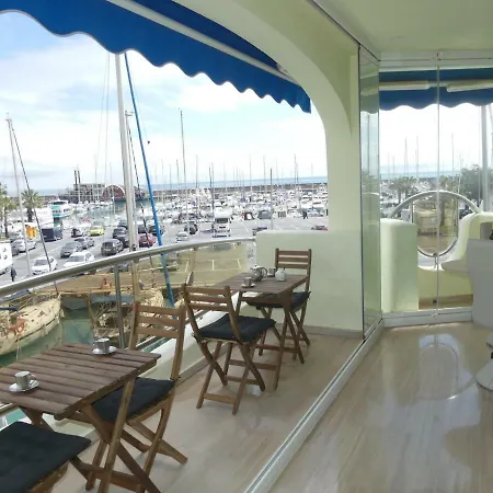 Malaga Puerto Marina Costa Sol Benalmádena